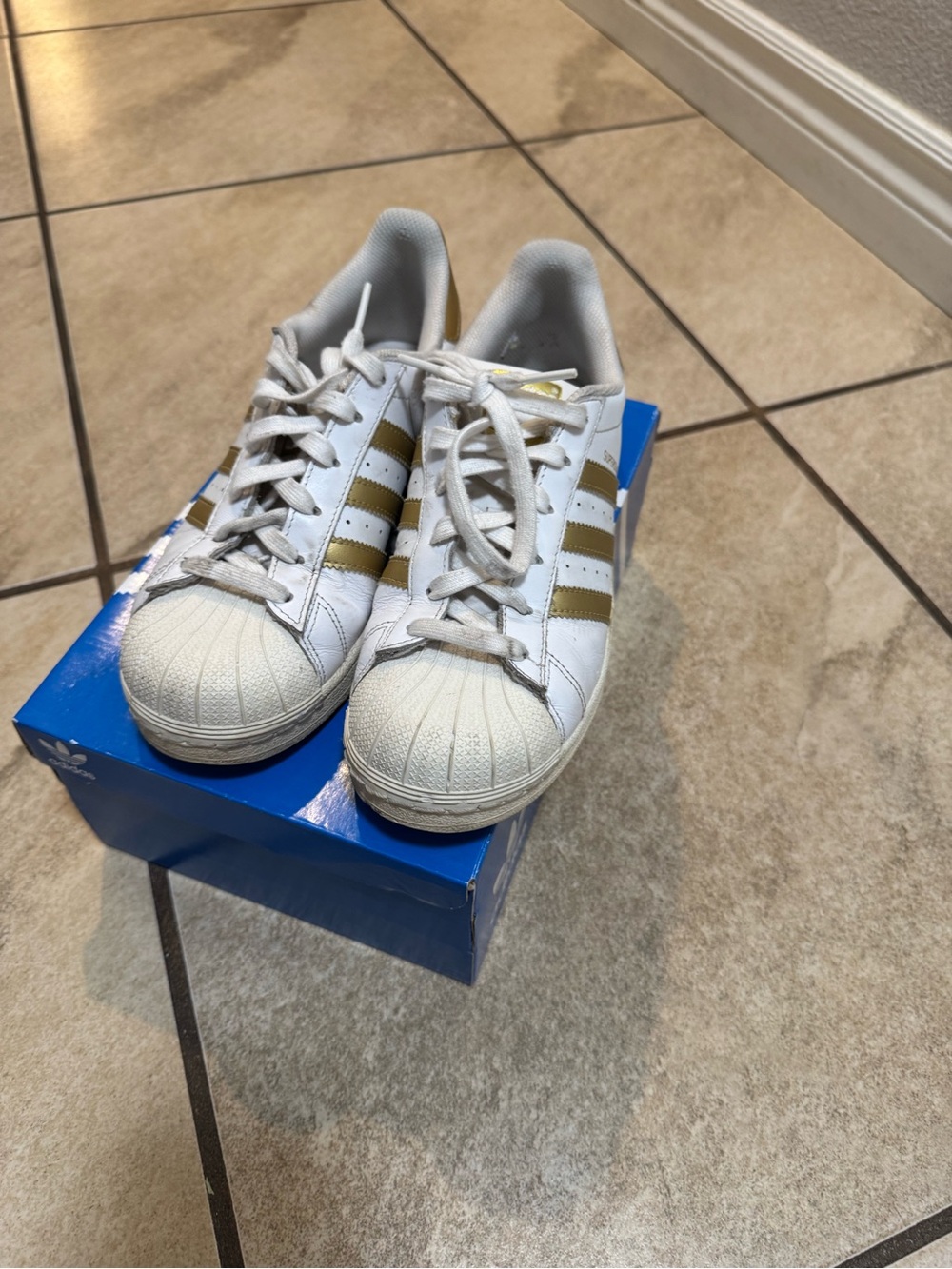 adidas White Sneakers with Gold Stripes - Women's Classic Shell Toe